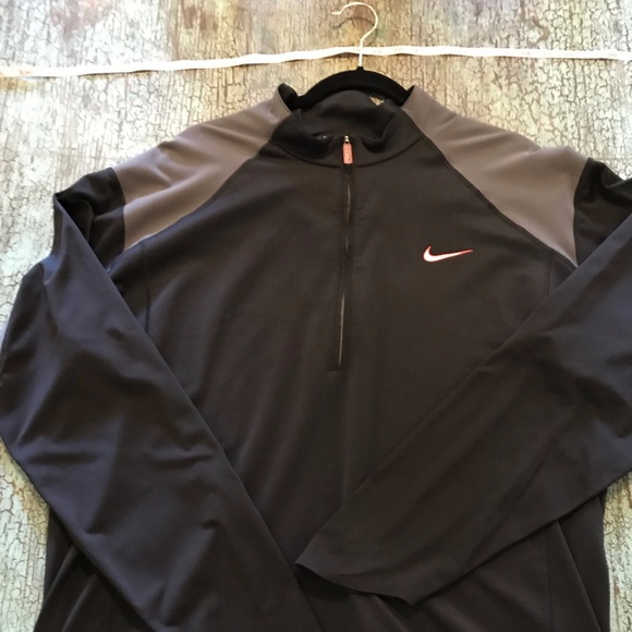 Nike Tiger Woods Collection black half zip jackets - Picture 1 of 7